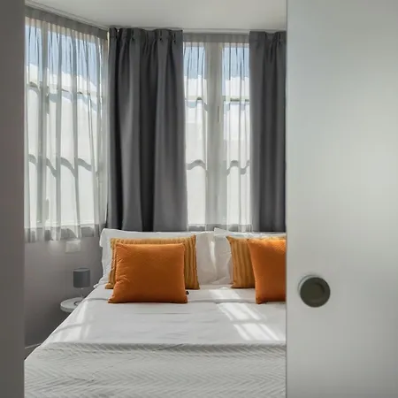 Apartment Sant'agostino By Rent *