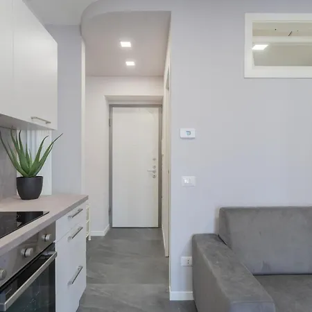 Sant'agostino By Rent Apartment Como