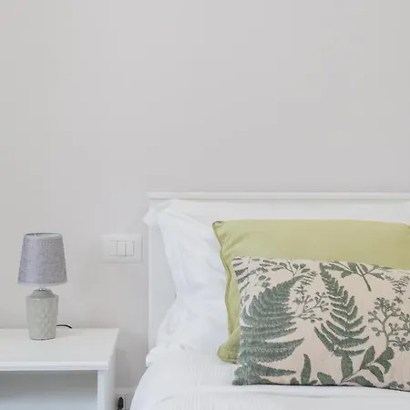 Sant'agostino By Rent Apartment Como