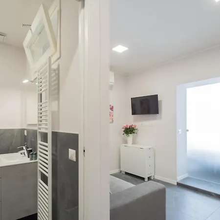 Apartment Sant'agostino By Rent